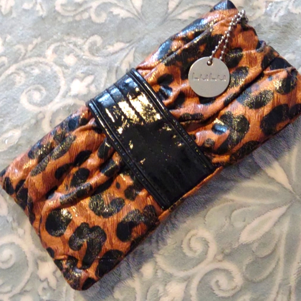 Lulu wallet - Picture 1 of 4